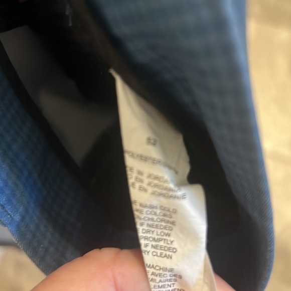 PGA shorts size 52 used in good condition still. - Picture 4 of 6